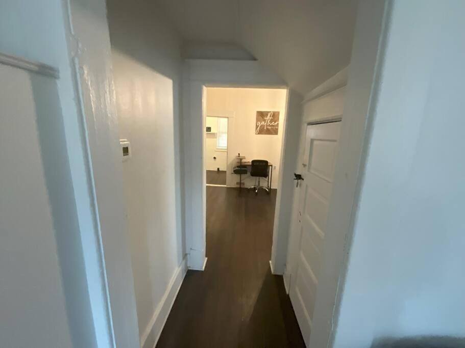 Beautiful Bishop Arts 2 Bedroom *