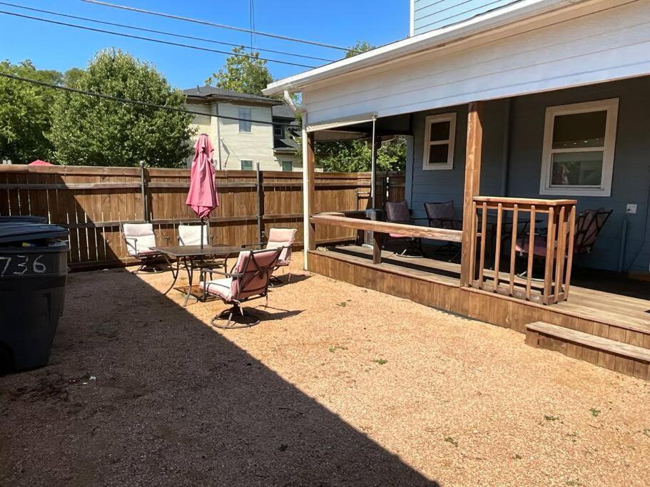 Beautiful Bishop Arts 2 Bedroom * Dallas